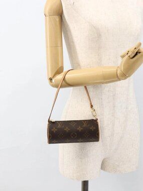 LOUIS VUITTON Monogram Papillon Pouch LV Auth LNZ199
